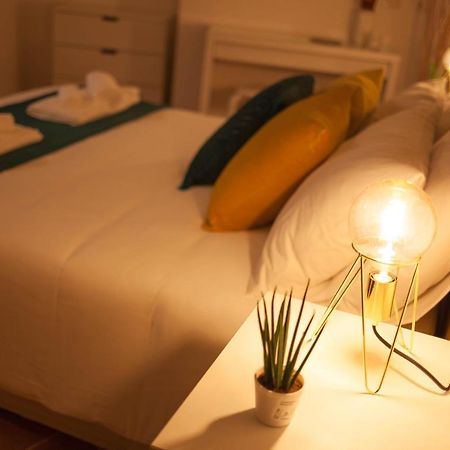 Domina Trastevere Apartment - Roma Екстер'єр фото
