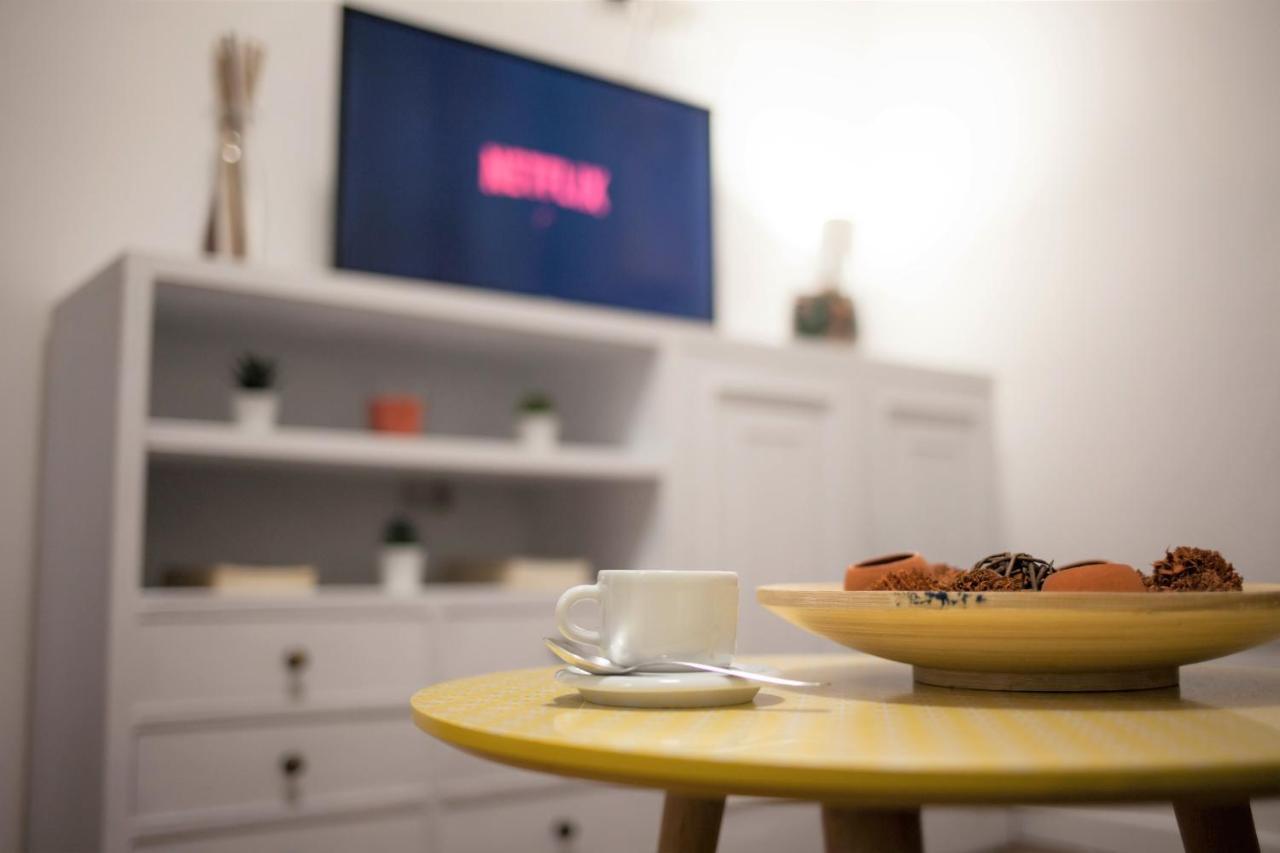 Domina Trastevere Apartment - Roma Екстер'єр фото