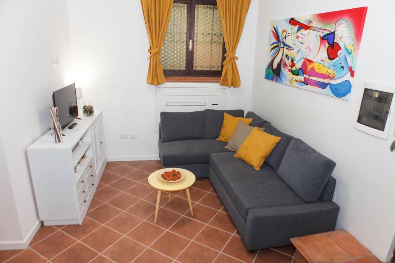 Domina Trastevere Apartment - Roma Екстер'єр фото